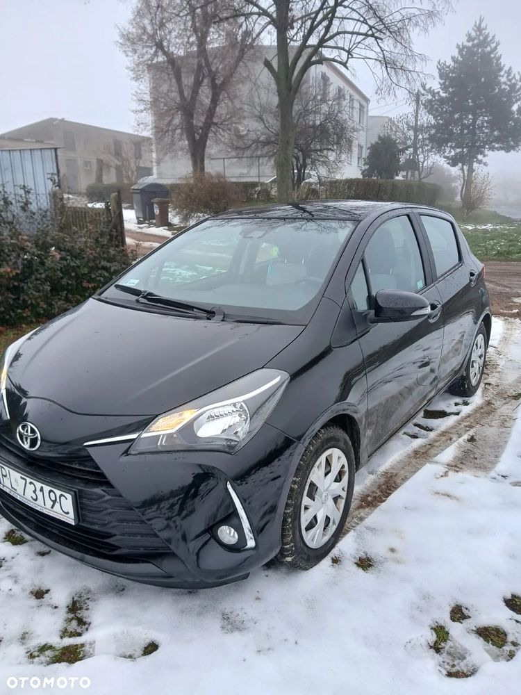 Toyota Yaris 1.5 Premium - 10
