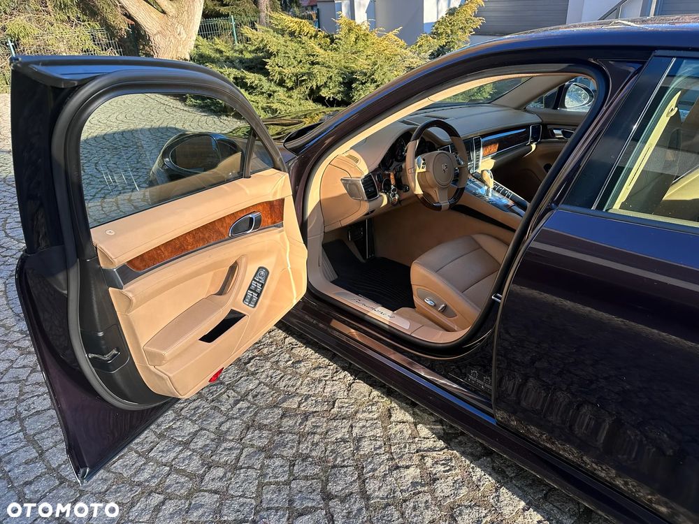 Porsche Panamera 4 - 15