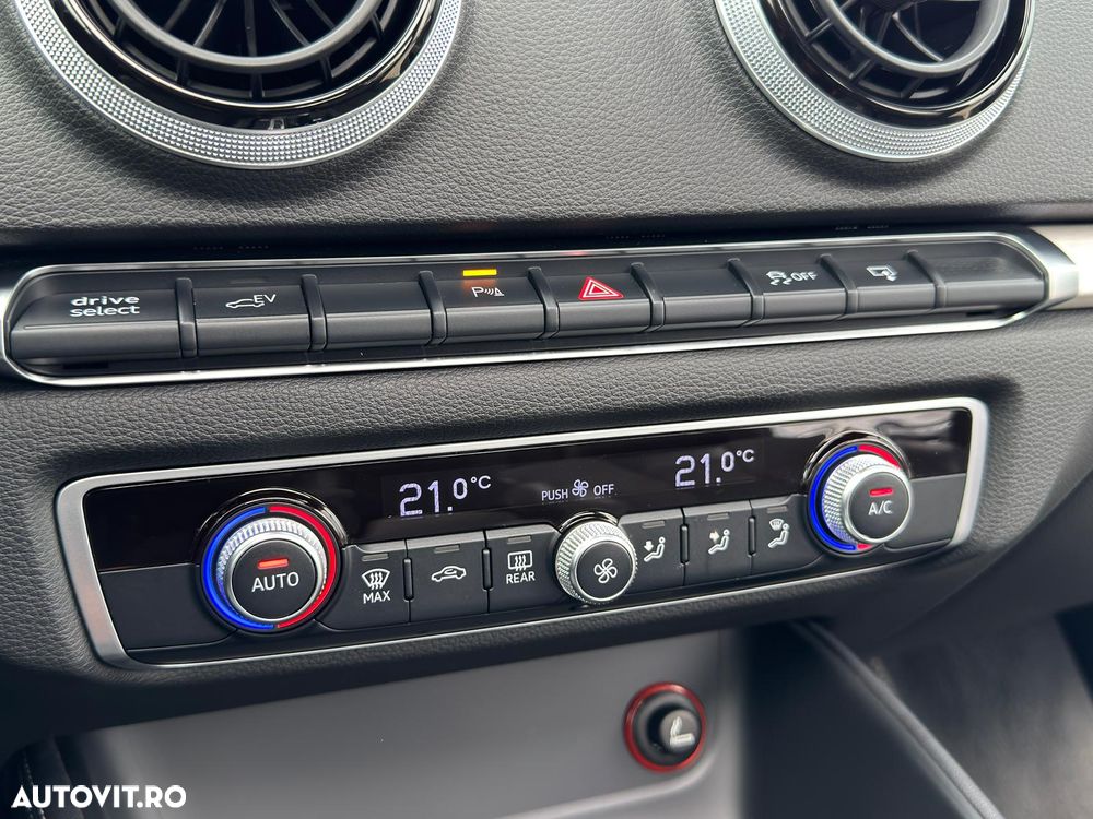 Audi A3 1.4 TFSI ack S line Sportpaket - 22