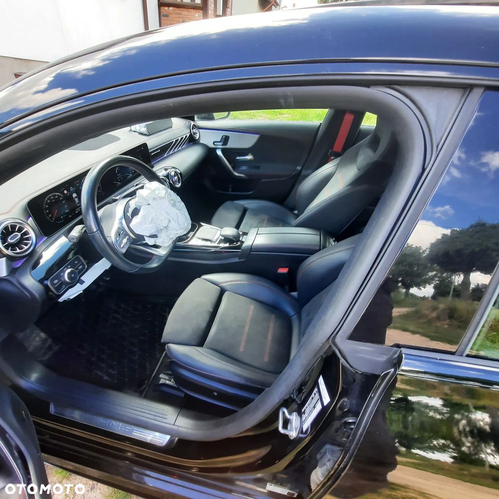 Mercedes-Benz CLA AMG 35 4-Matic 7G-DCT - 25
