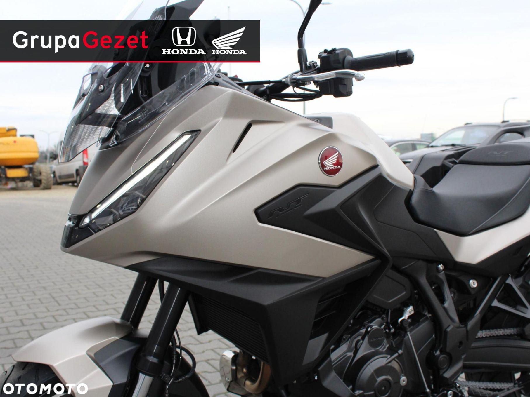 Honda NT - 9
