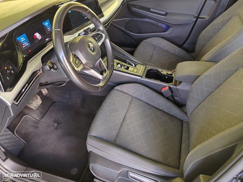 VW Golf Variant - 7