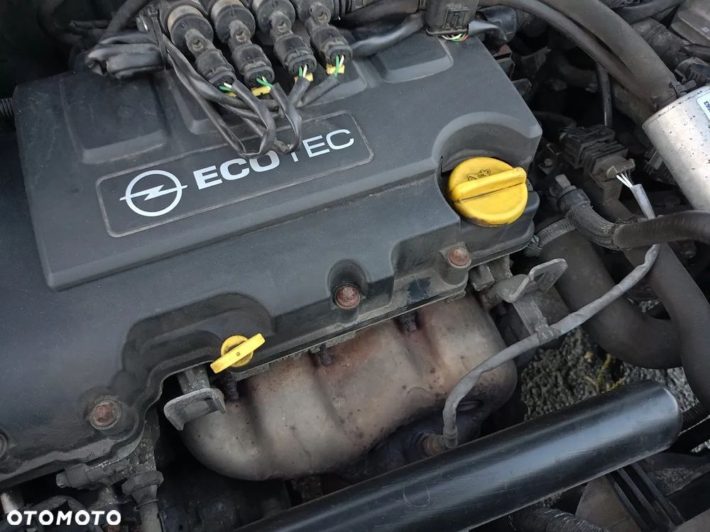 Opel Corsa 1.2 16V Enjoy - 32