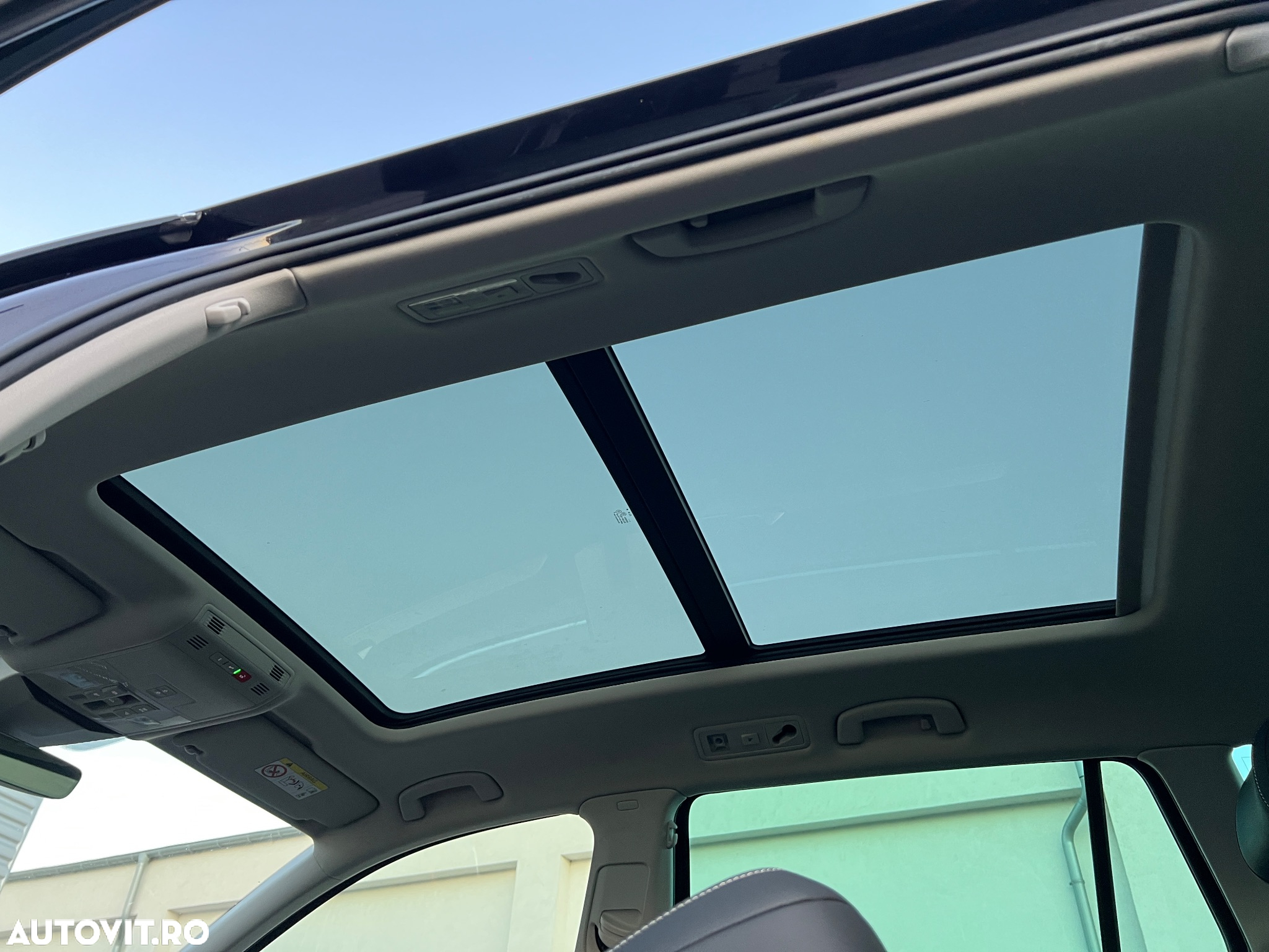 Volkswagen Passat Variant 2.0 TDI DSG Elegance - 15