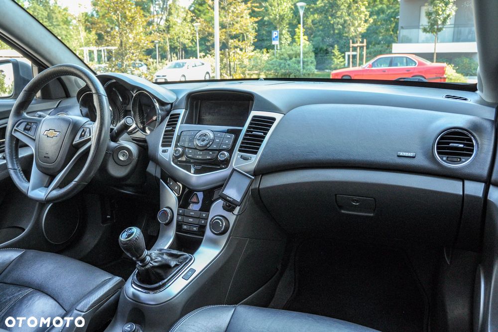 Chevrolet Cruze - 9