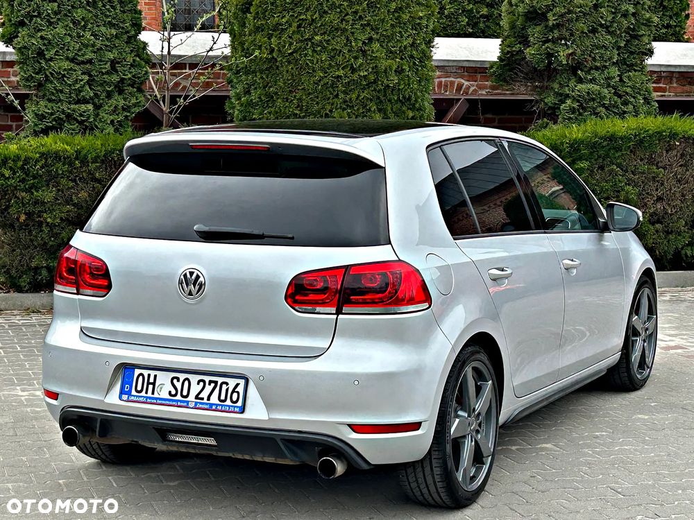 Volkswagen Golf - 17