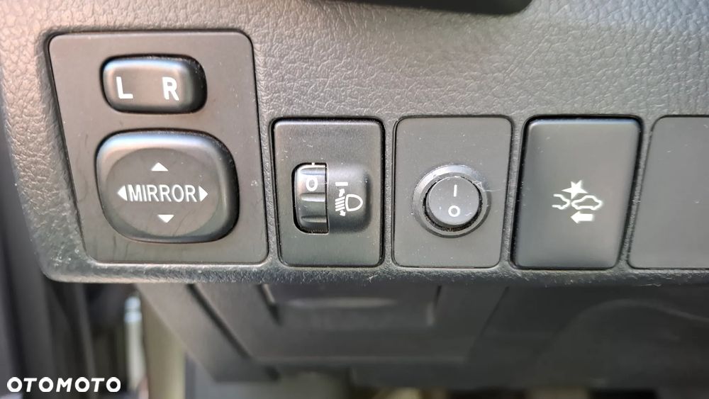 Toyota Corolla 1.6 Comfort - 16