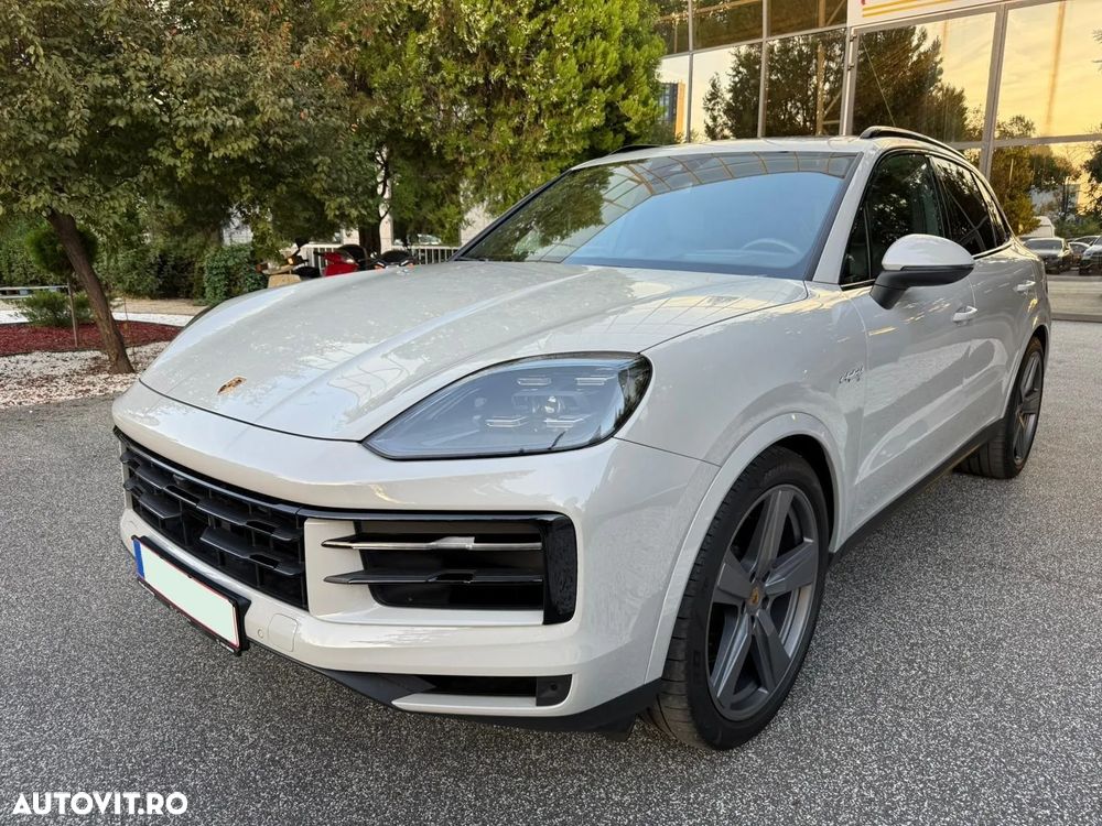 Porsche Cayenne E-Hybrid - 1