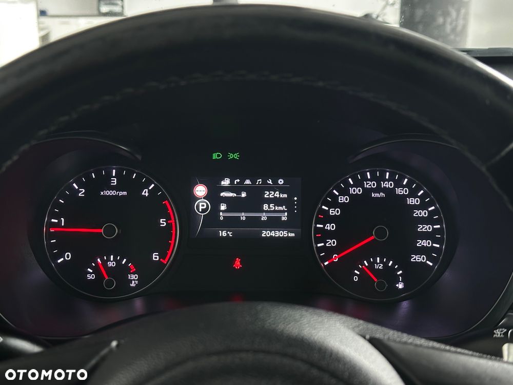 Kia Optima - 24