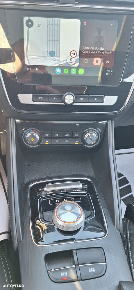 MG ZS EV Luxury - 10