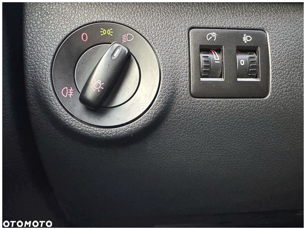 Volkswagen Caddy 2.0 TDI Trendline - 23