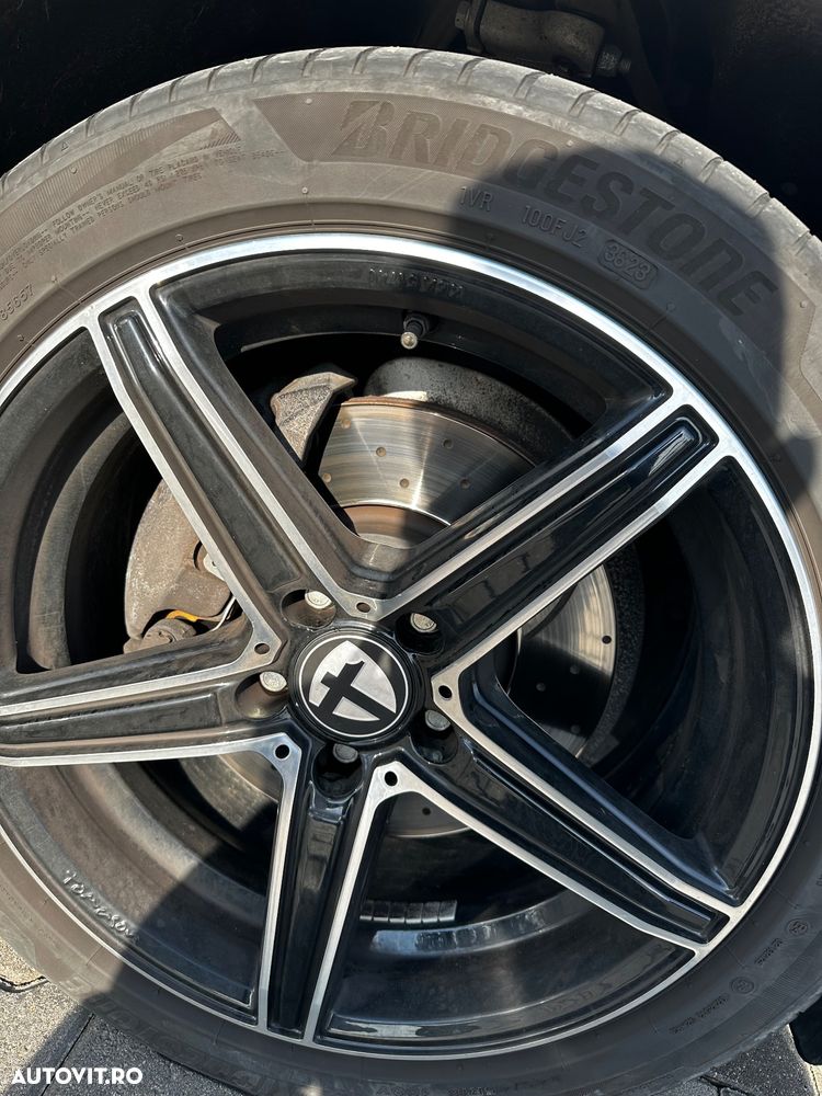 Audi A6 Avant 2.0 TDI Ultra S tronic - 26