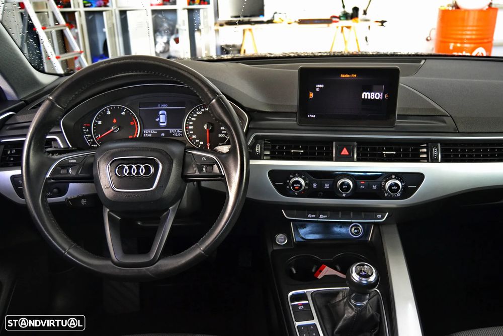 Audi A4 Avant 2.0 TDI - 11