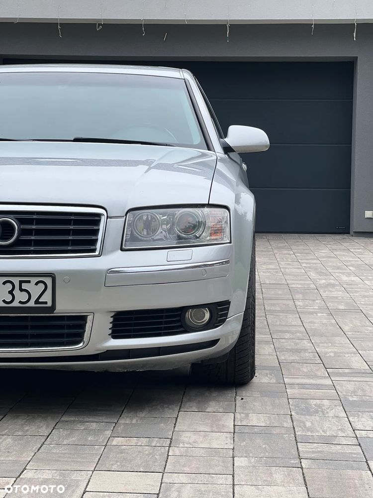 Audi A8 4.2 Quattro - 5