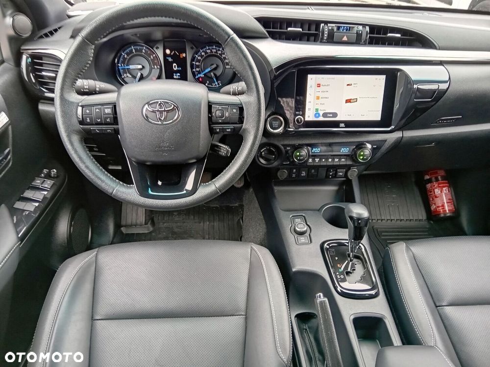 Toyota Hilux 2.8 D-4D mHEV Double Cab Invincible 4x4 - 12