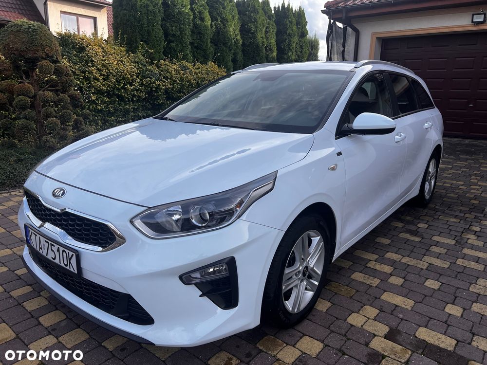 Kia Ceed 1.5 T-GDI Business Line - 1