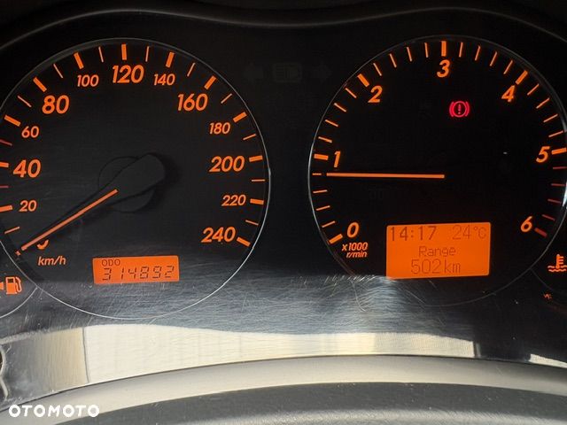 Toyota Avensis 2.2 D-4D Sol Platinium - 8