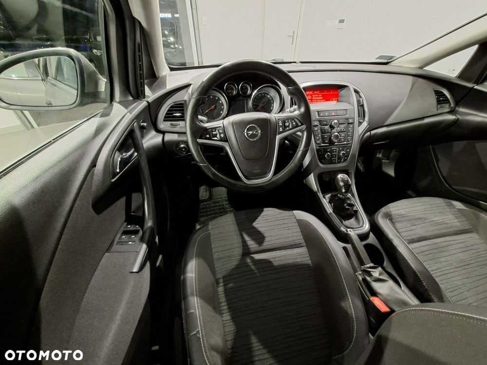 Opel Astra - 11