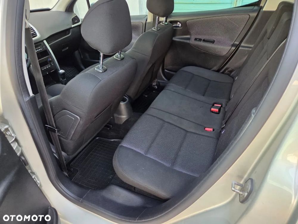 Peugeot 207 1.6 Premium - 14