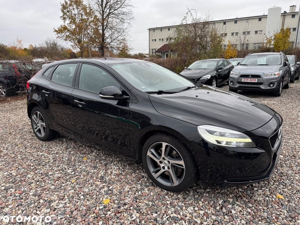 Volvo V40 D3 Geartronic Momentum - 17