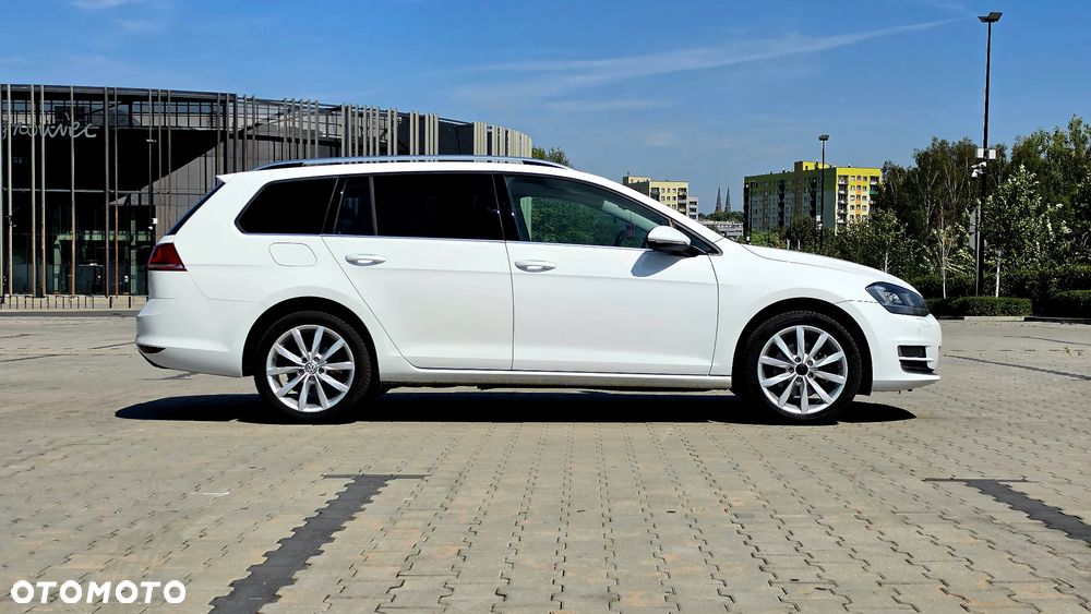 Volkswagen Golf 2.0 TDI (BlueMotion Technology) Highline - 16