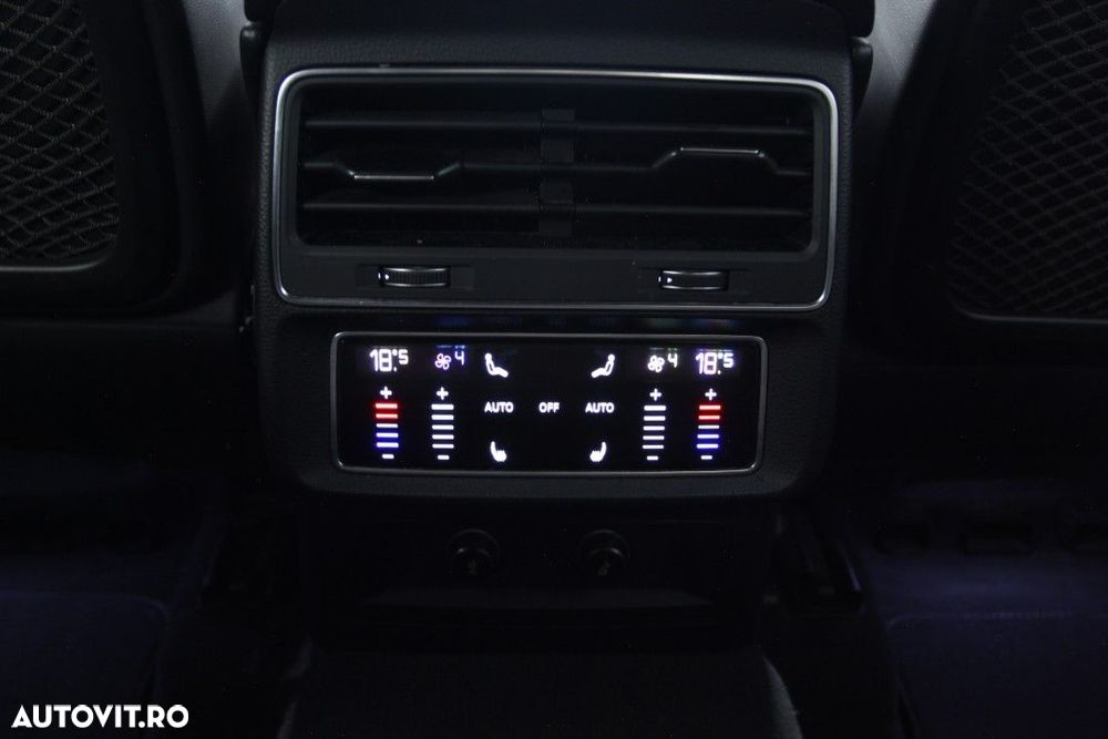Audi Q7 3.0 50 TDI quattro Tiptronic MHEV S Line - 35