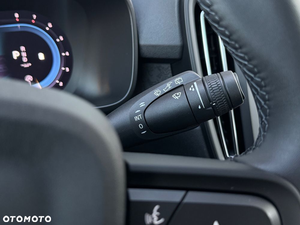 Volvo XC 40 - 17