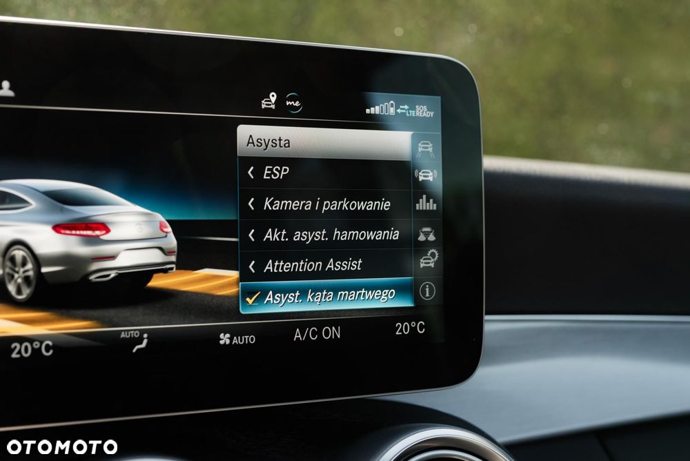 Mercedes-Benz Klasa C 300 9G-TRONIC - 21