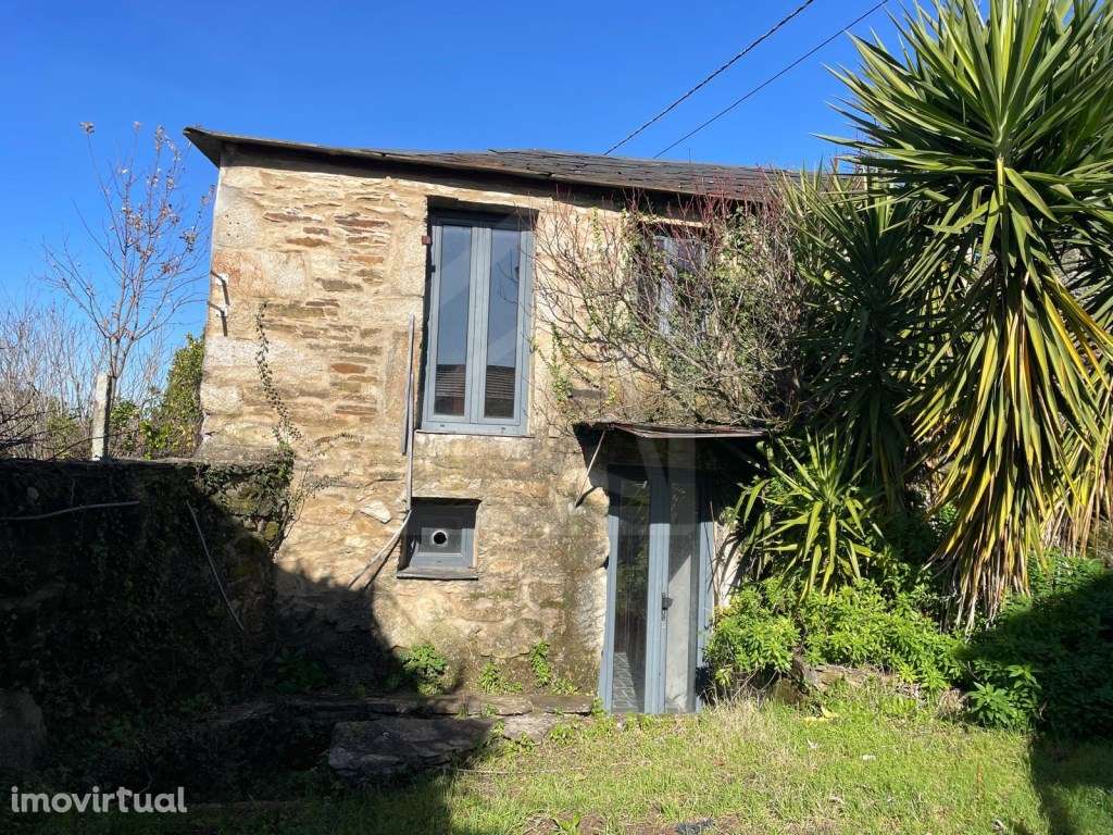 Duas Moradias em Alvarenga - Grande imagem: 4/16