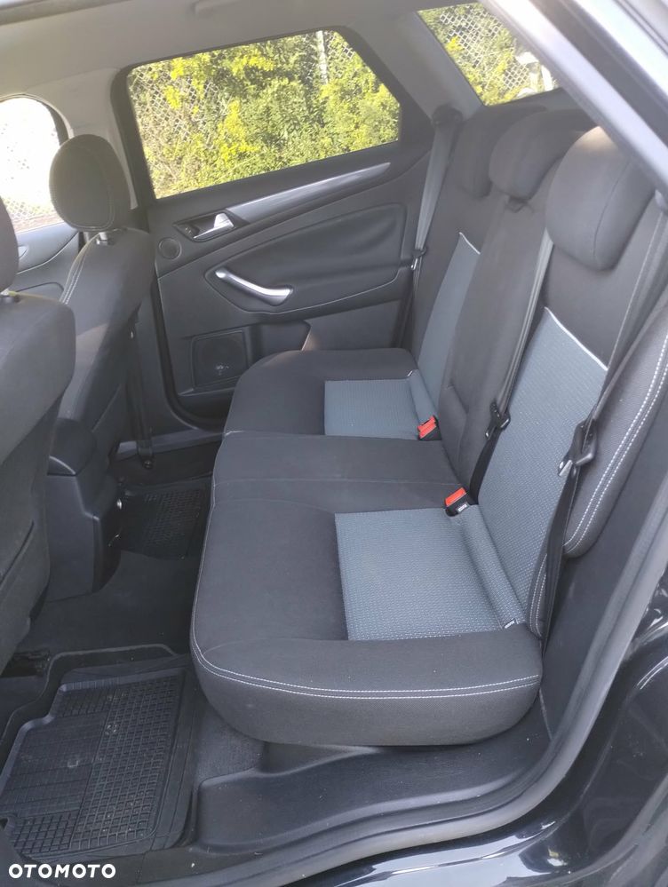 Ford Mondeo 1.6 TDCi Titanium - 10