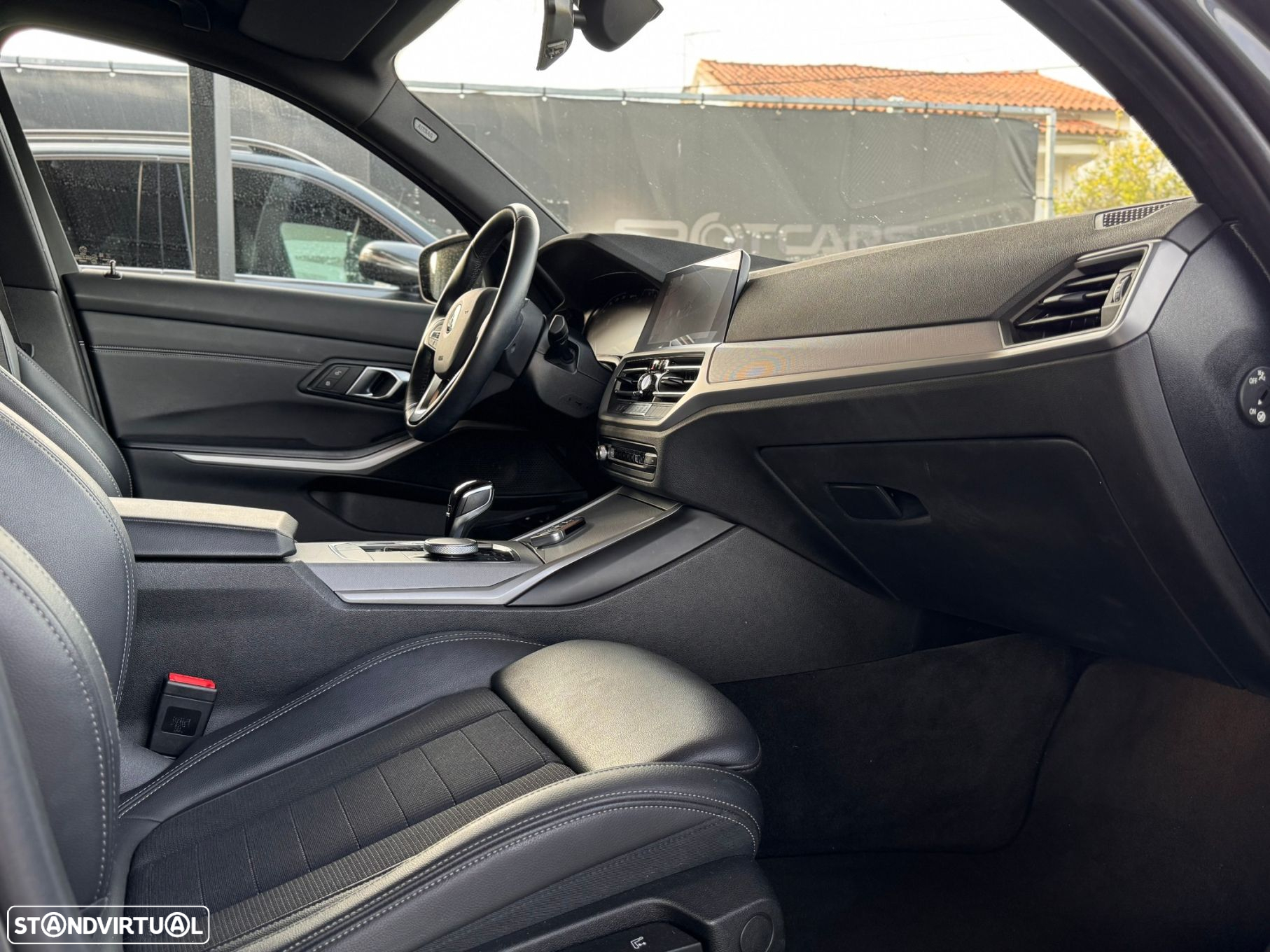 BMW 320 e Touring Auto - 11