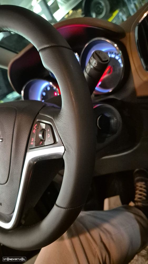 Opel Zafira Tourer 2.0 CDTI Auto Sport - 10