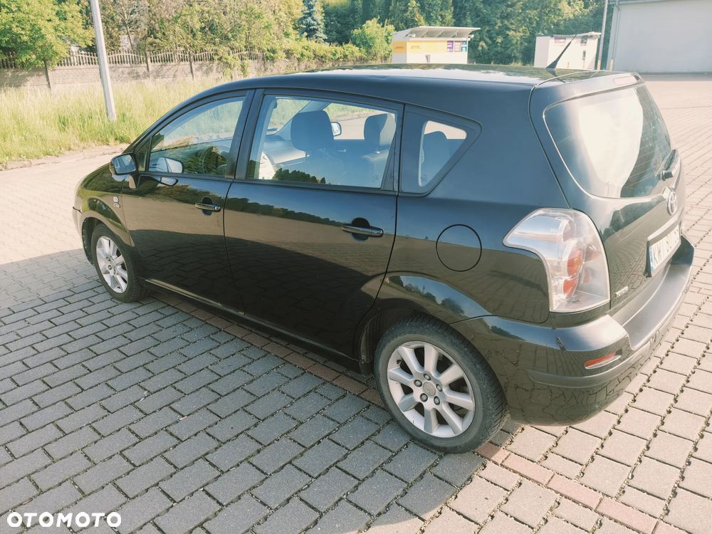 Toyota Corolla Verso 2.0 D-4D - 3