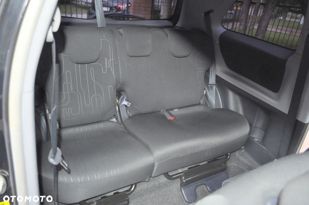 Toyota Yaris 1.33 VVT-i Sol - 15
