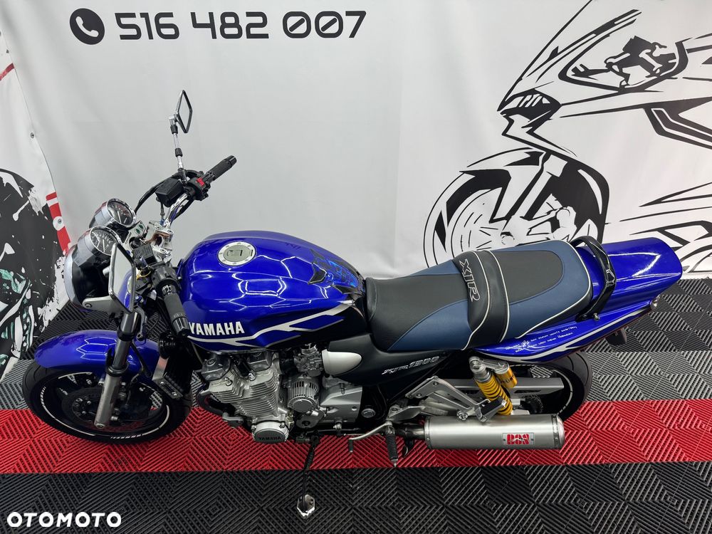 Yamaha XJR - 7