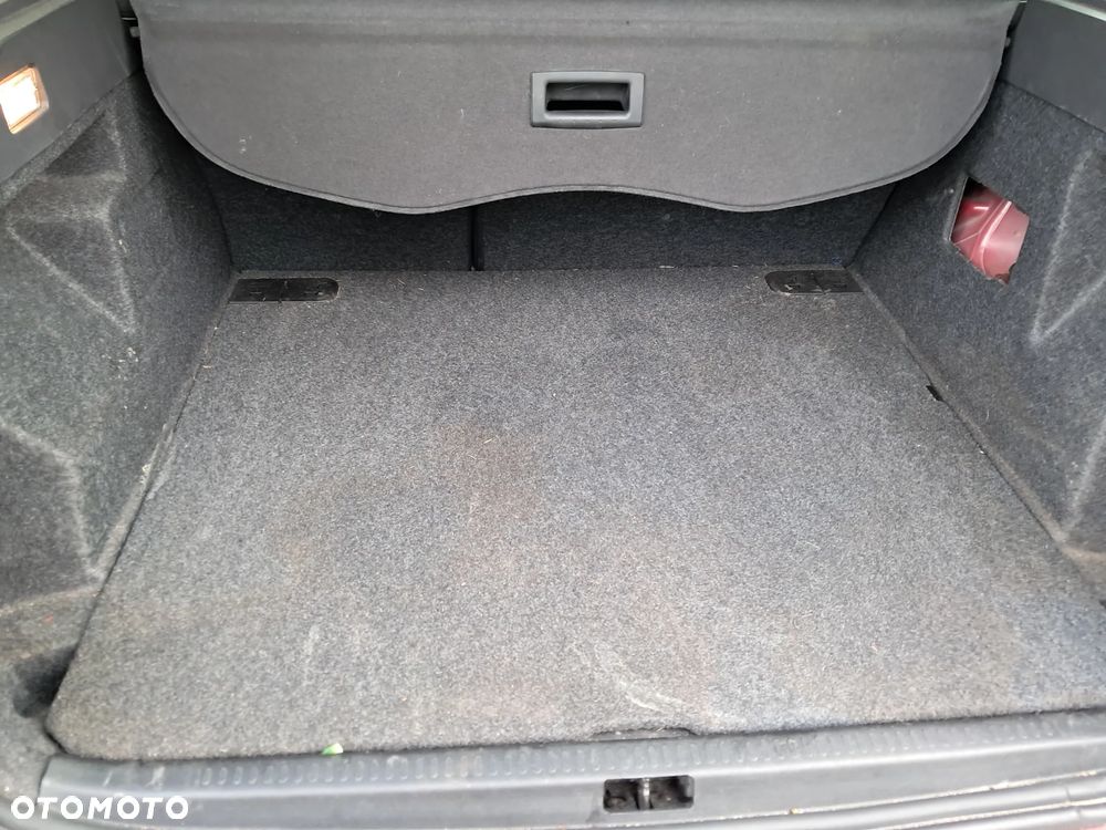 Renault Clio - 19
