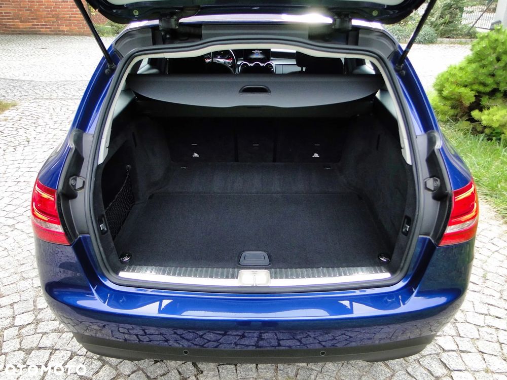 Mercedes-Benz Klasa C 200 Avantgarde - 18