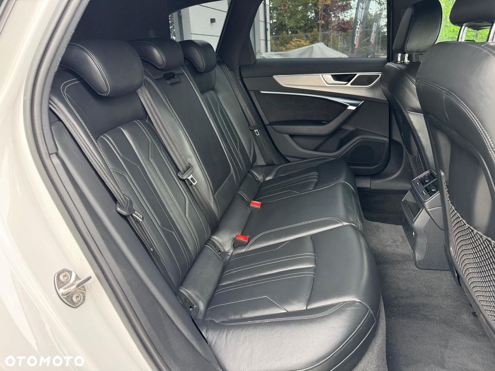 Audi A6 Avant 45 TDI quattro S tronic S line - 14