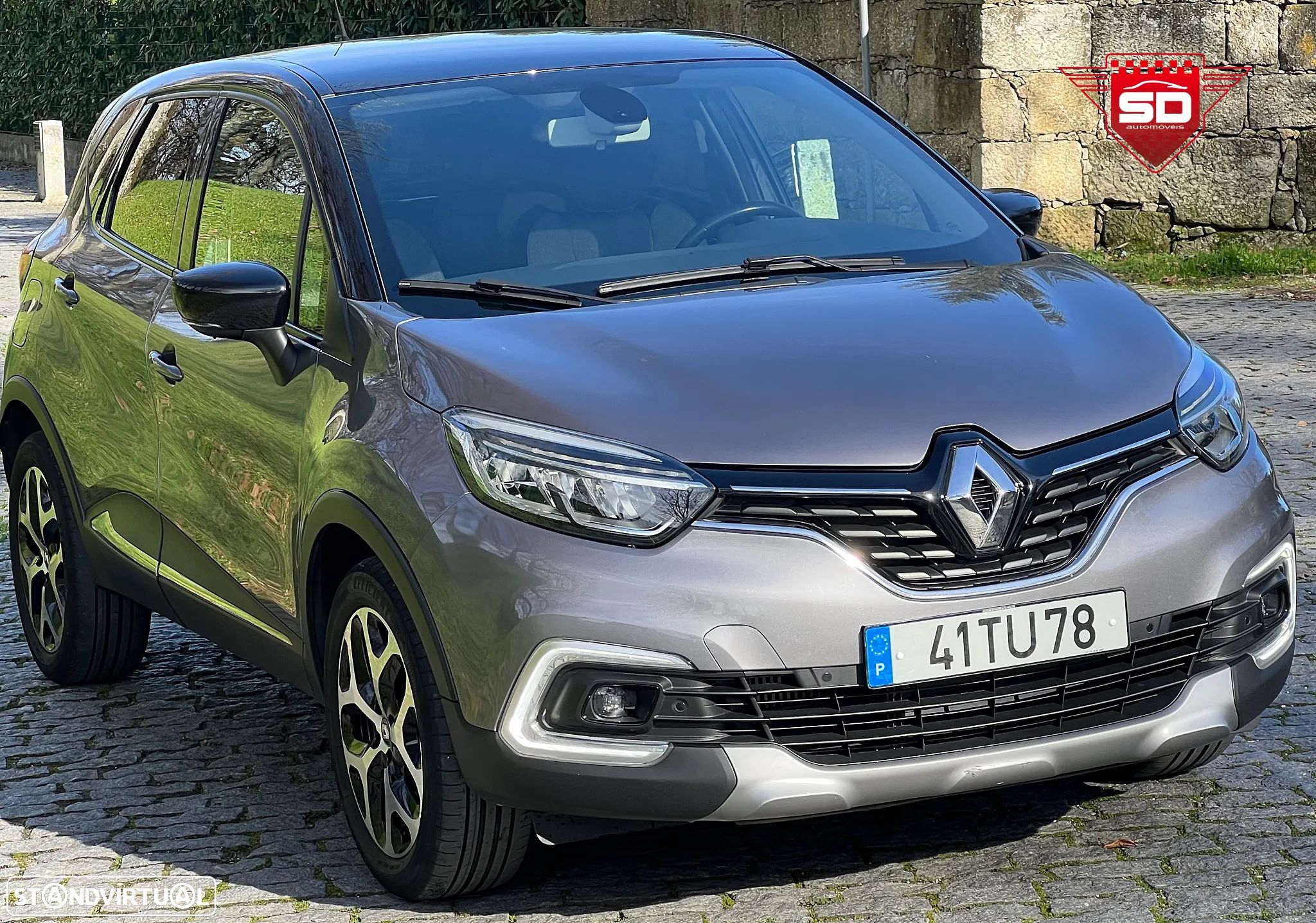 Renault Captur 1.5 dCi Exclusive - 1