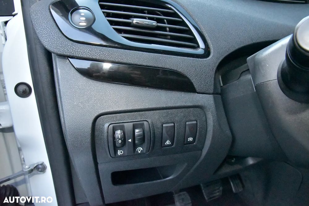 Renault Grand Scenic ENERGY dCi 130 Start & Stop Euro 6 Bose Edition - 27