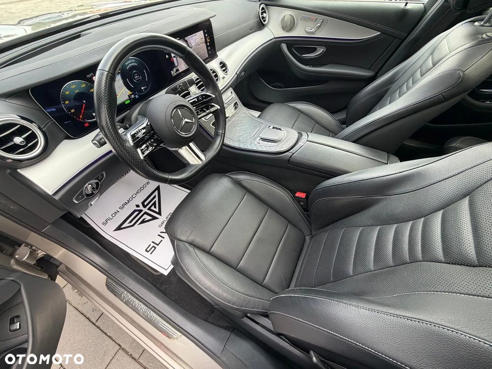 Mercedes-Benz Klasa E 300 de 4Matic 9G-TRONIC AMG Line - 18