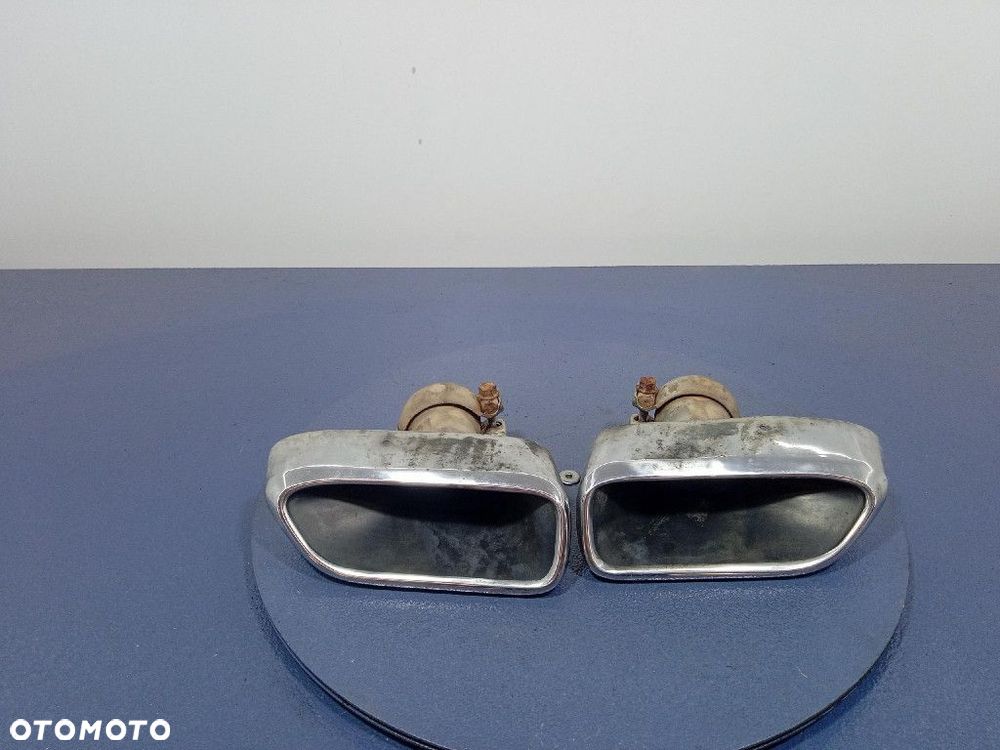 JEEP GRAND CHEROKEE WK2 LIFT KOŃCÓWKI WYDECHU TŁUMIKA - 1