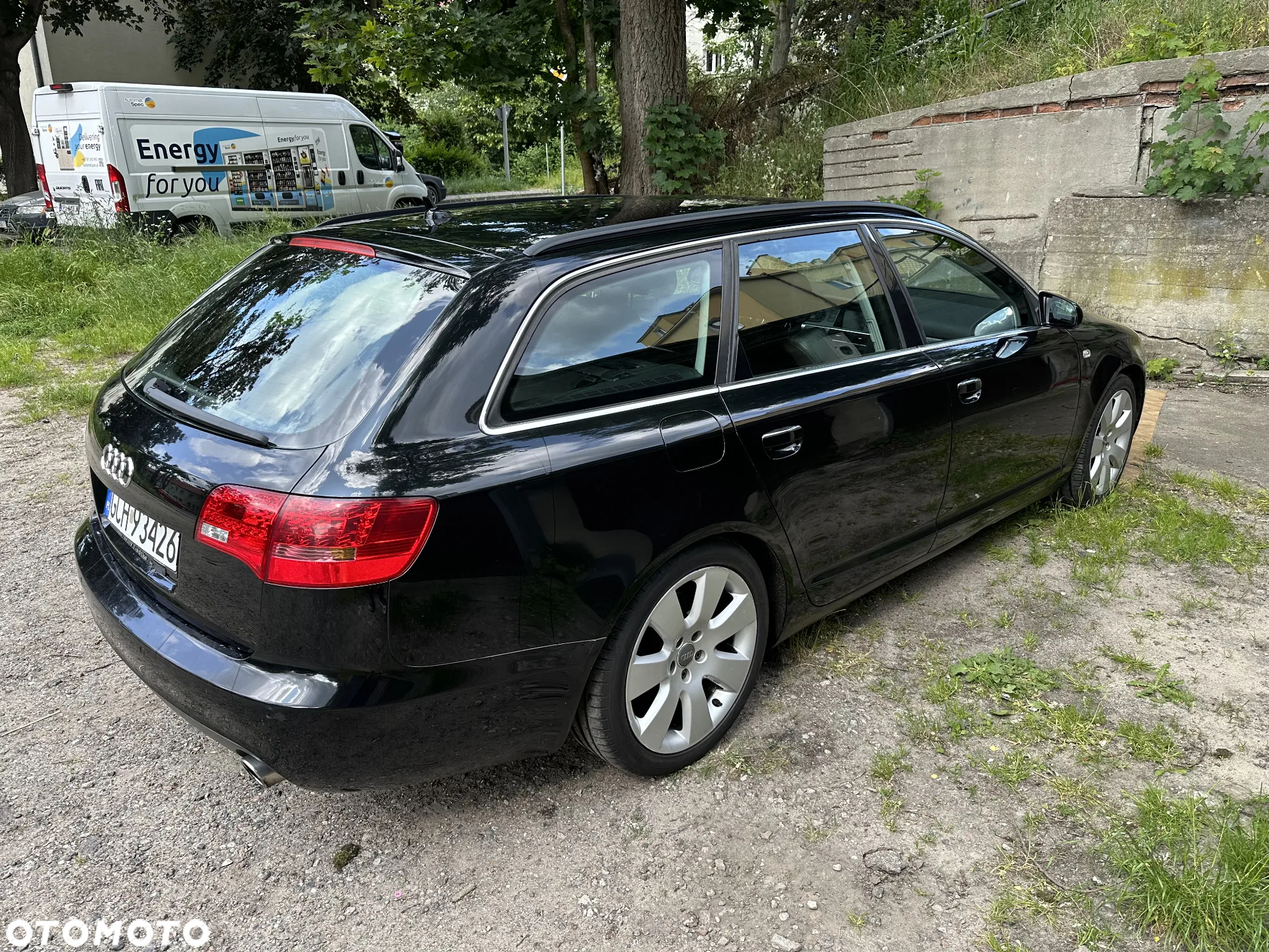 Audi A6 Avant 2.4 - 5
