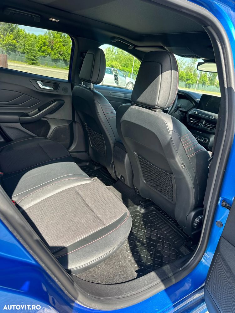 Ford Focus 1.5 EcoBoost ST-Line - 35
