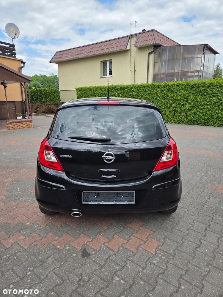 Opel Corsa 1.4 16V Satellite - 8