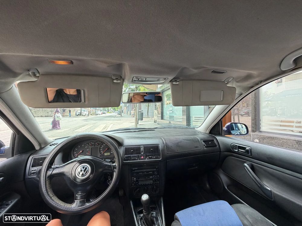 VW Golf 1.6i 25 Anos - 5