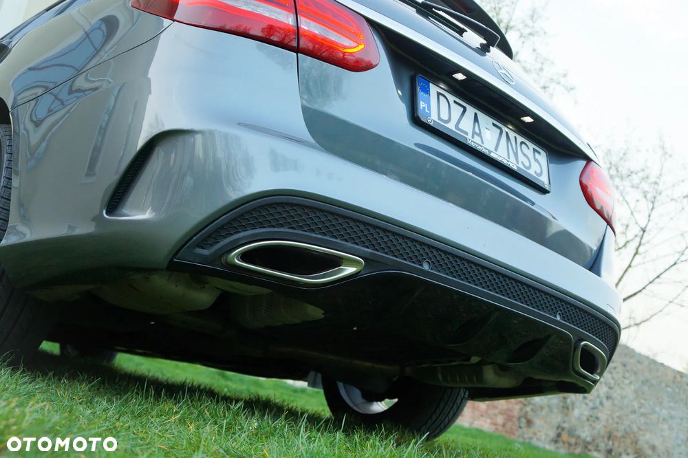 Mercedes-Benz Klasa C 300 T 9G-TRONIC AMG Line - 7