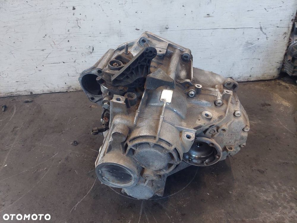 SKRZYNIA BIEGÓW AUDI A3 8P LIFT 2.0 TDI MANUAL 6 BIEGÓW LNZ - 3