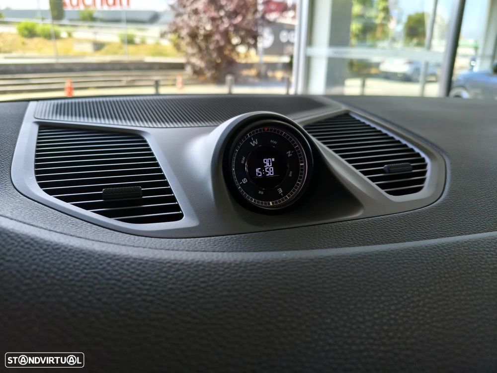 Porsche Cayenne Coupé E-Hybrid - 14