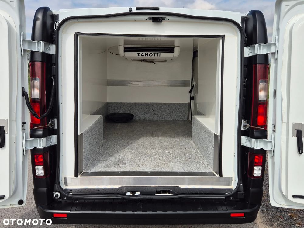 Renault TRAFIC 1.6 DCI 145KM LONG CHŁODNIA MROŹNIA WYJŚCIE STACJONARNE - 19